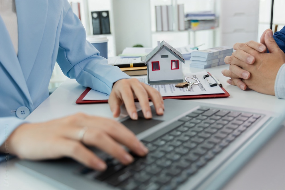 Lease or Lose – Why Skimping on a Commercial Lease Solicitor Can Cost You Big