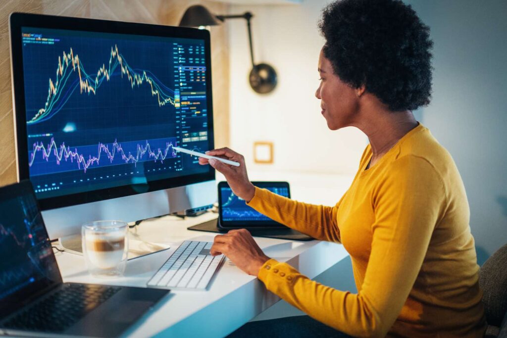 The Influence of Luxury Consumer Spending on South Korea’s Forex Trading Sentiment